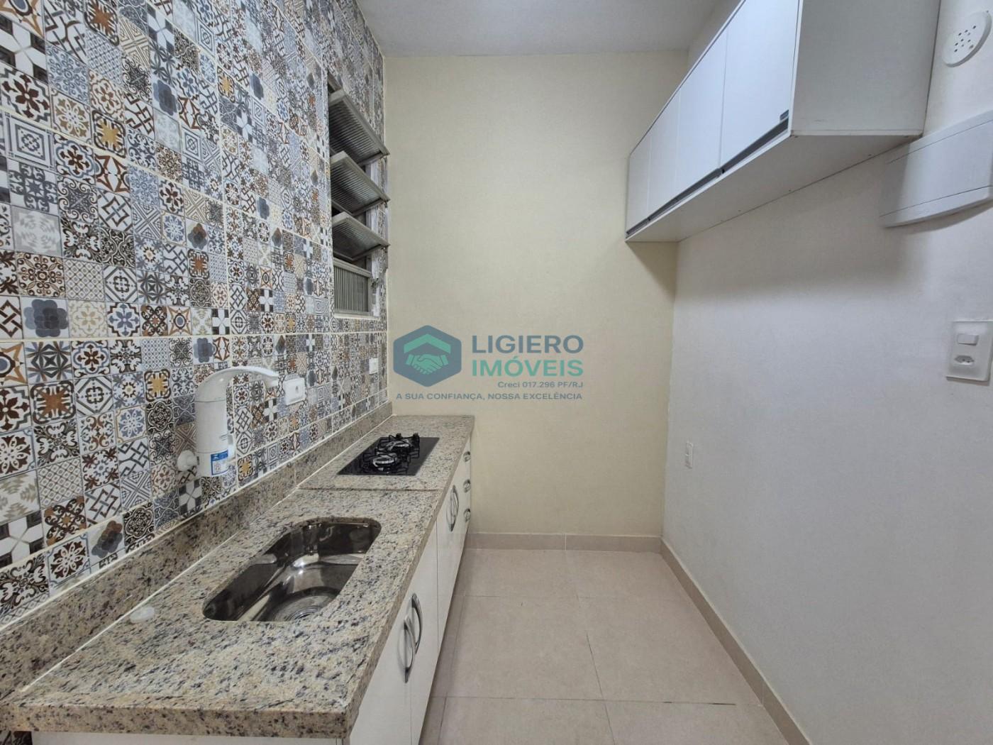 Apartamento, 1 quarto, 27 m² - Foto 2
